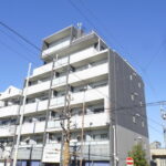 【セイワソレイルコート】1階35.92坪 千種区神田町、ガラス張りの１階路面事務所（店舗可）