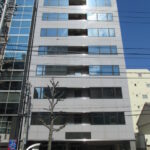 【幸伸ビル】1階15.60坪 中区金山１丁目、南向貸室の採光良好美観ビル