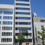 【川辺３１８ビル】6階8.49坪 千種区池下１丁目、錦通沿い池下駅すぐの好立地ビル